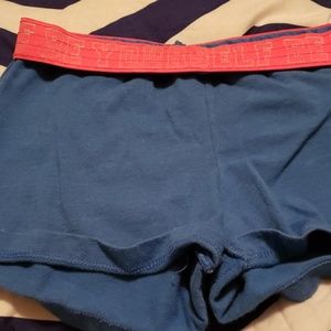 Wonder Nations shorts